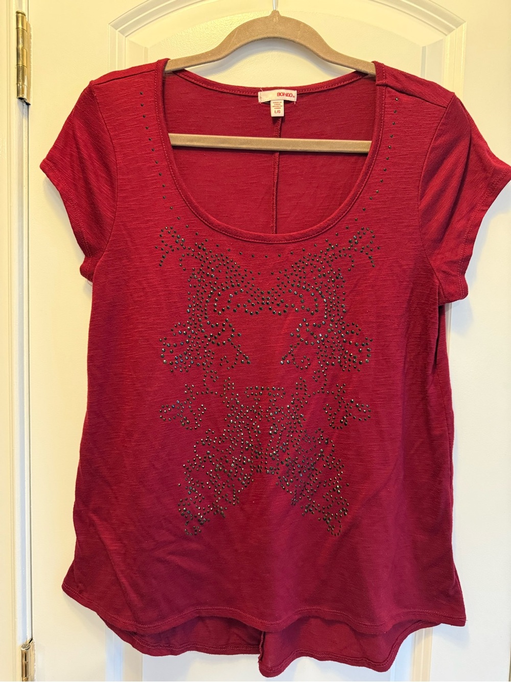 Y2K Women's Red Short-Sleeve Crew Neck Top w. Stud Detail, EUC, size L
